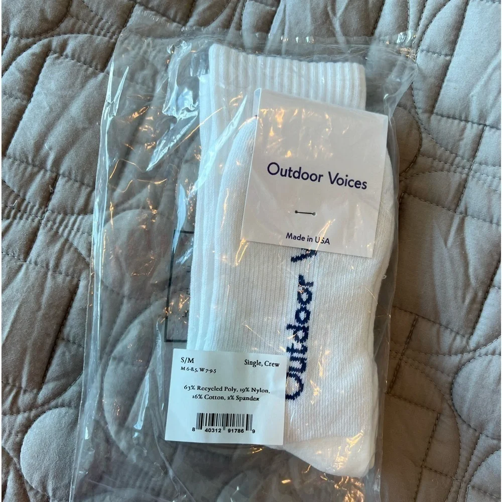 Outdoor Voices Graphic Crew Socks